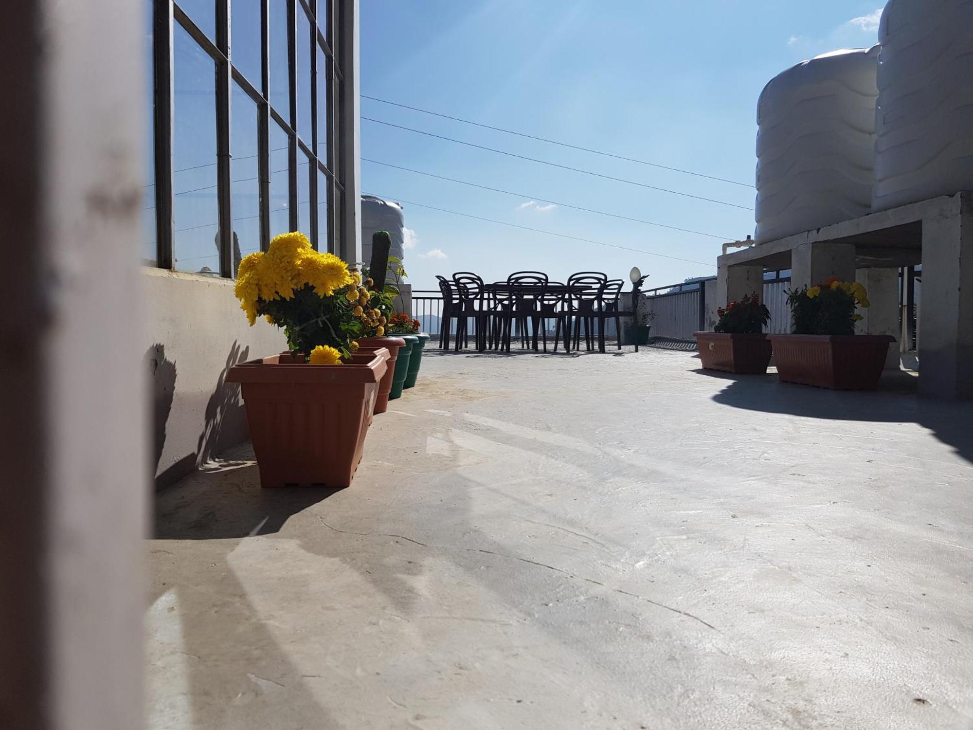 Mountain Golden Ray Apartment Муктесвар Екстериор снимка