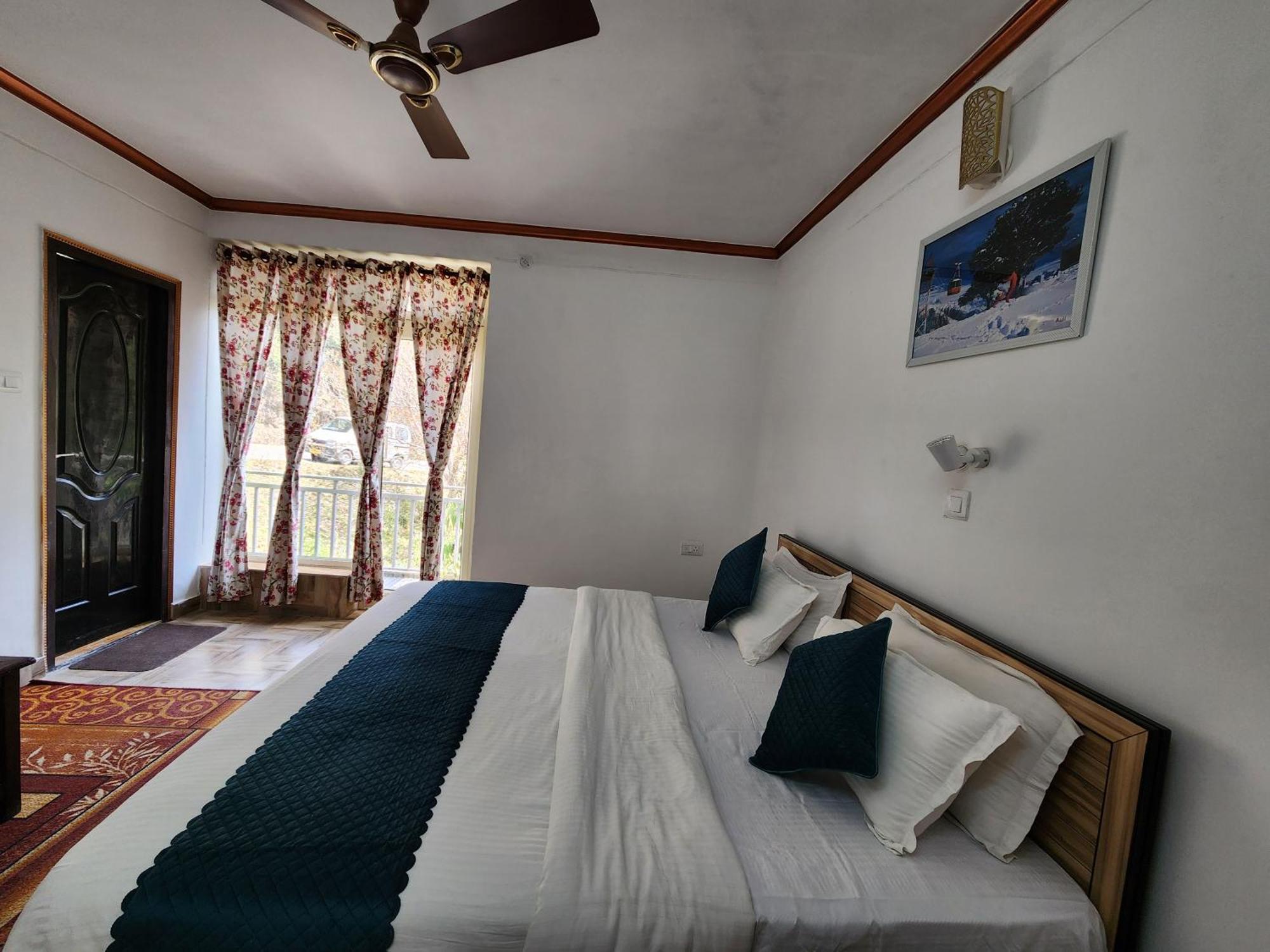 Mountain Golden Ray Apartment Муктесвар Екстериор снимка