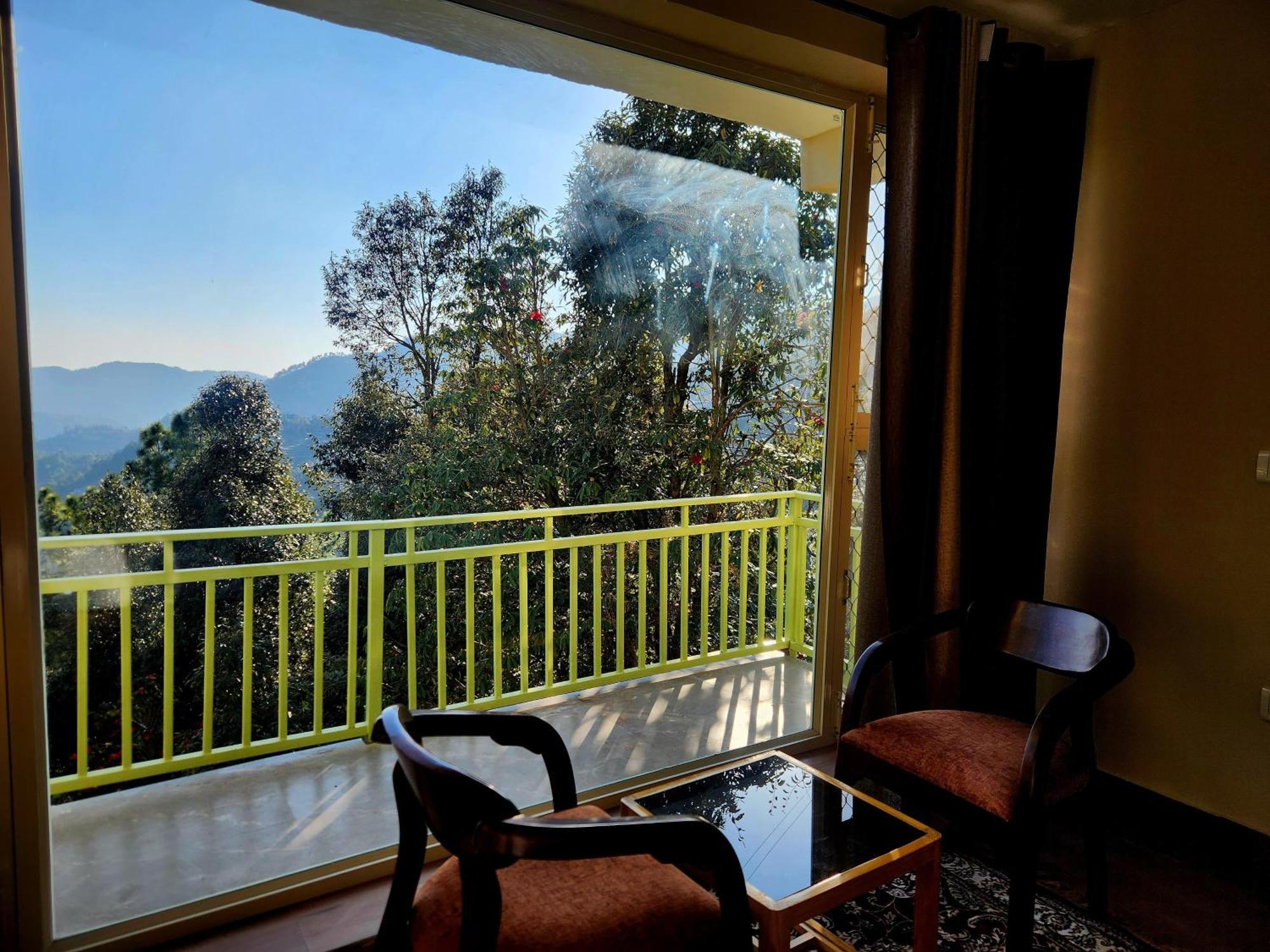 Mountain Golden Ray Apartment Муктесвар Екстериор снимка